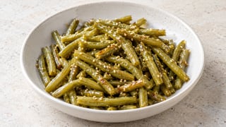 Fagiolini in scatola morbidi e leggermente arrostiti al sesamo